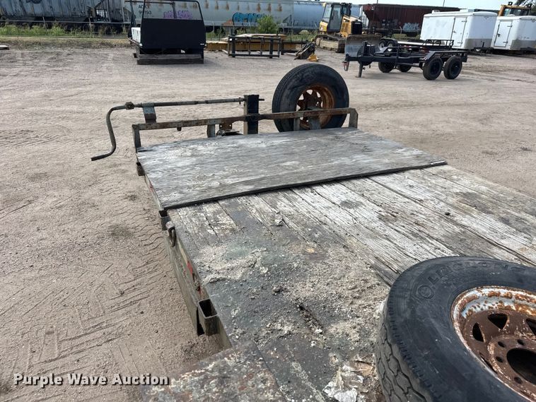 image for item NJ9259 1994 Gold Star flatbed trailer