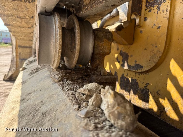 image for item NJ9260 2013 Caterpillar D5K2 XL dozer
