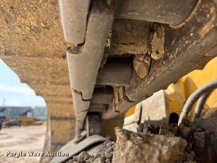 image for item NJ9260 2013 Caterpillar D5K2 XL dozer