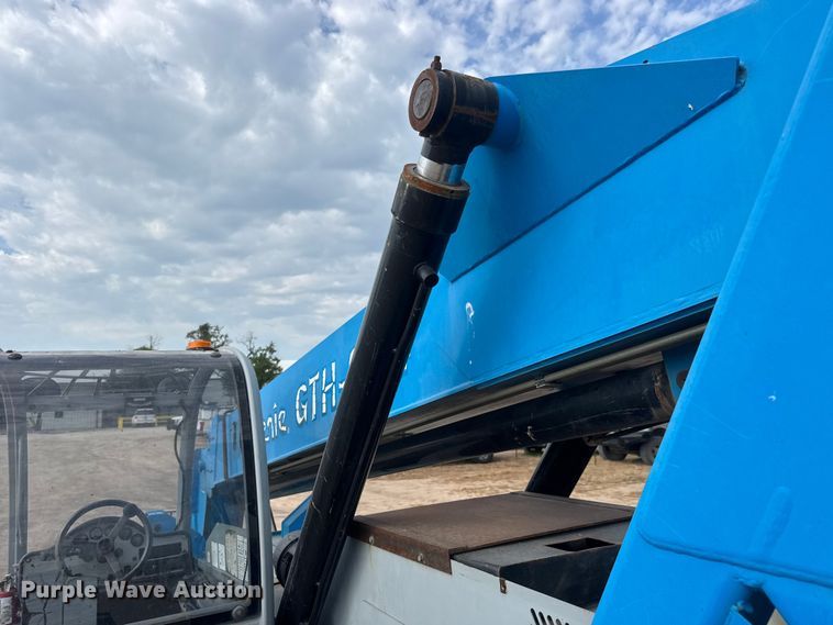 image for item NJ9263 2008 Genie GTH-844 telehandler