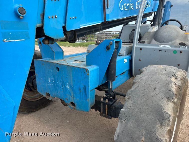 image for item NJ9263 2008 Genie GTH-844 telehandler