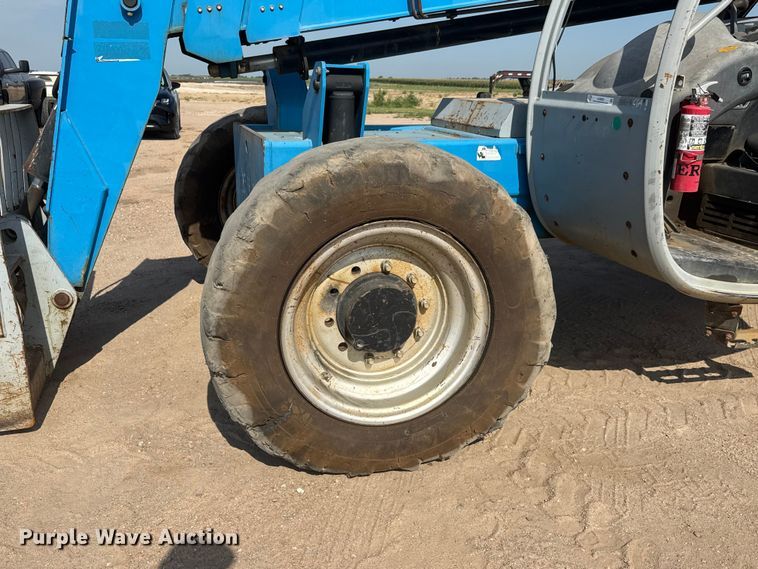 image for item NJ9263 2008 Genie GTH-844 telehandler
