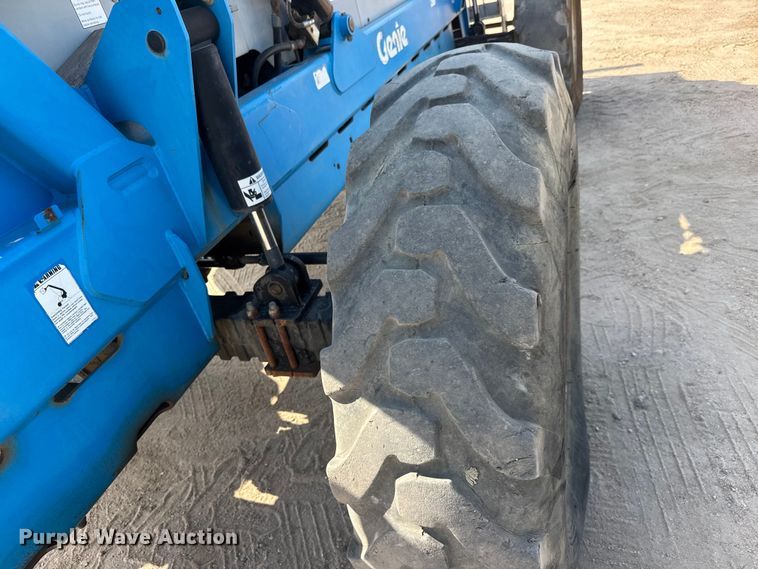 image for item NJ9263 2008 Genie GTH-844 telehandler