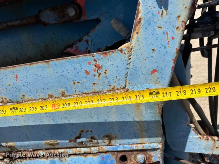 image for item NJ9265 1992 Ford Aeromax L9000 pulling truck