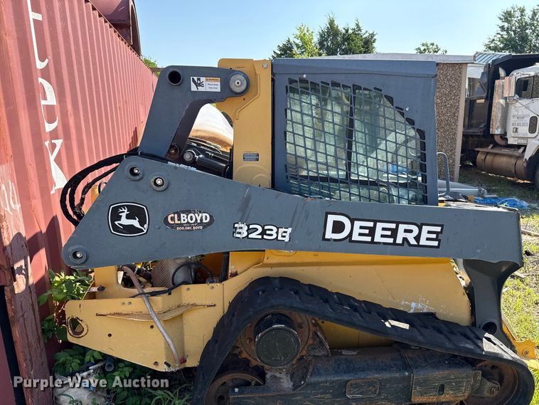 image for item NK9245 2015 John Deere 323E tracked skid steer loader