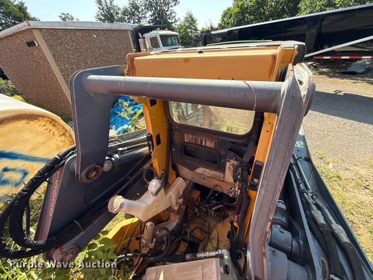image for item NK9245 2015 John Deere 323E tracked skid steer loader