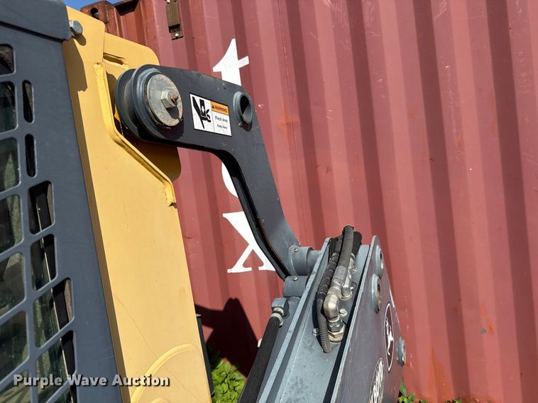 image for item NK9245 2015 John Deere 323E tracked skid steer loader