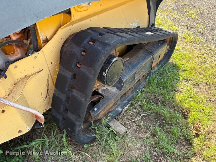 image for item NK9245 2015 John Deere 323E tracked skid steer loader