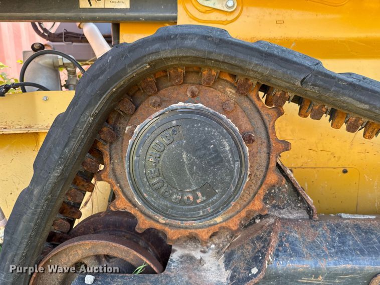 image for item NK9245 2015 John Deere 323E tracked skid steer loader