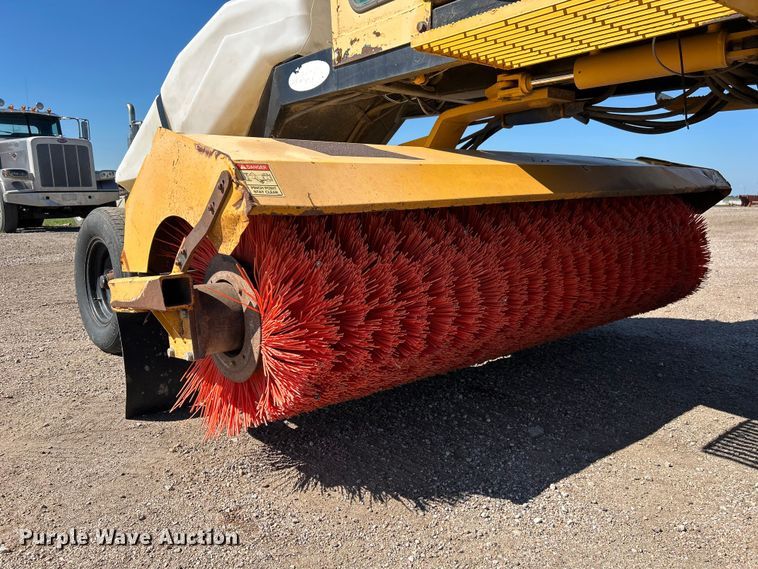 image for item NM9811 Lay-Mor SM-8C broom