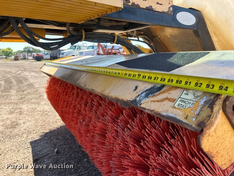 image for item NM9811 Lay-Mor SM-8C broom