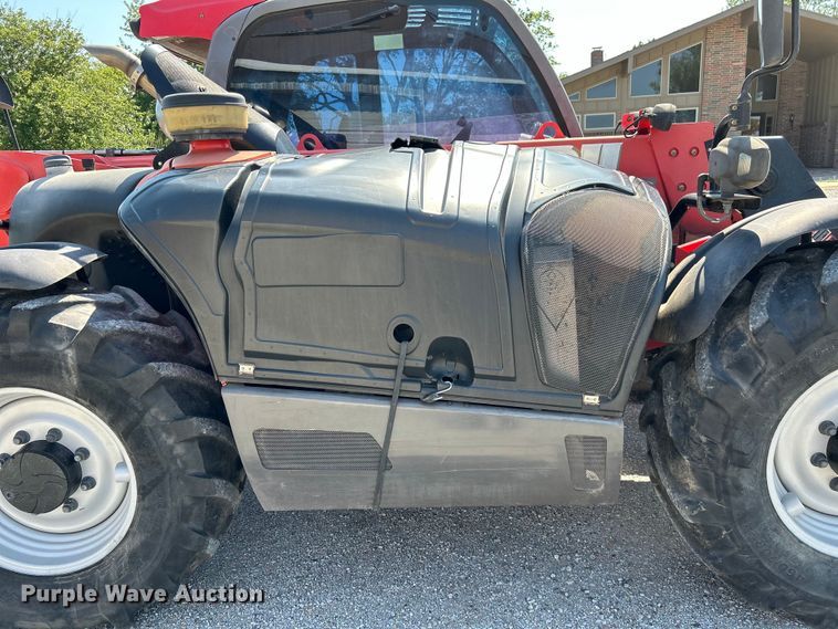 image for item NM9819 2015 Manitou MLT 634 telehandler