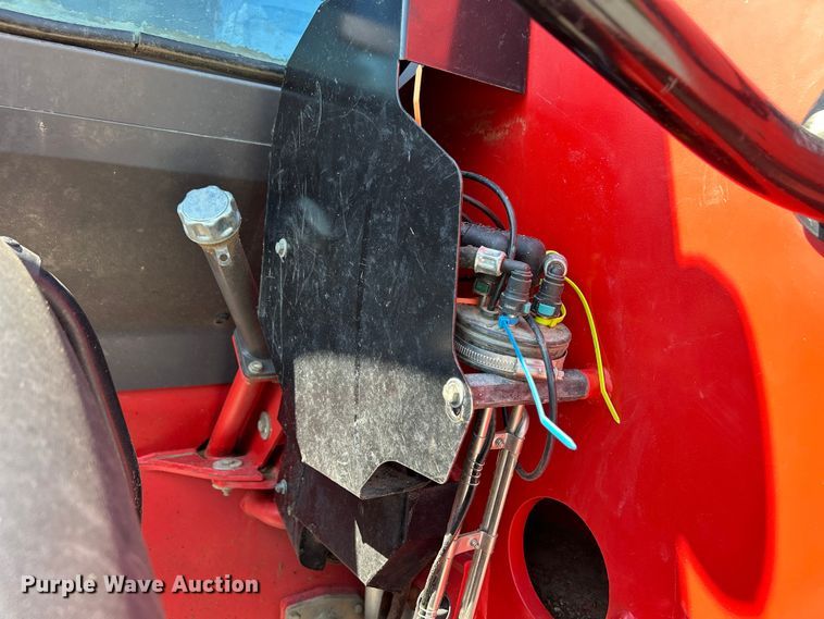 image for item NM9819 2015 Manitou MLT 634 telehandler