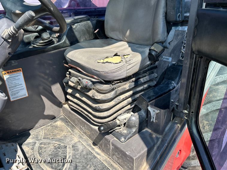image for item NM9819 2015 Manitou MLT 634 telehandler
