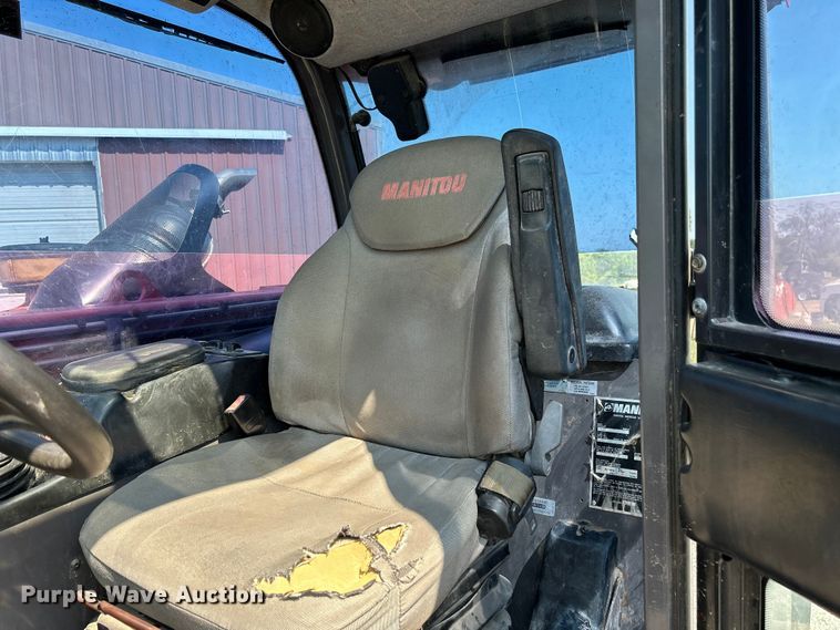image for item NM9819 2015 Manitou MLT 634 telehandler