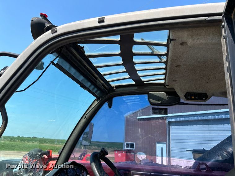 image for item NM9819 2015 Manitou MLT 634 telehandler