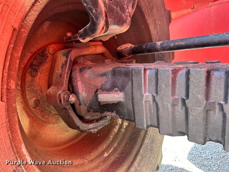 image for item NM9819 2015 Manitou MLT 634 telehandler