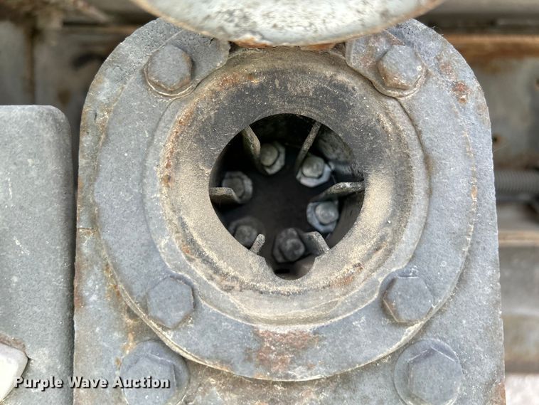 image for item NM9828 2005 Chevrolet C4500 bucket truck