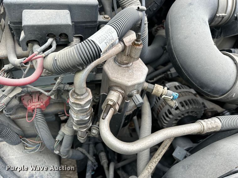 image for item NM9828 2005 Chevrolet C4500 bucket truck