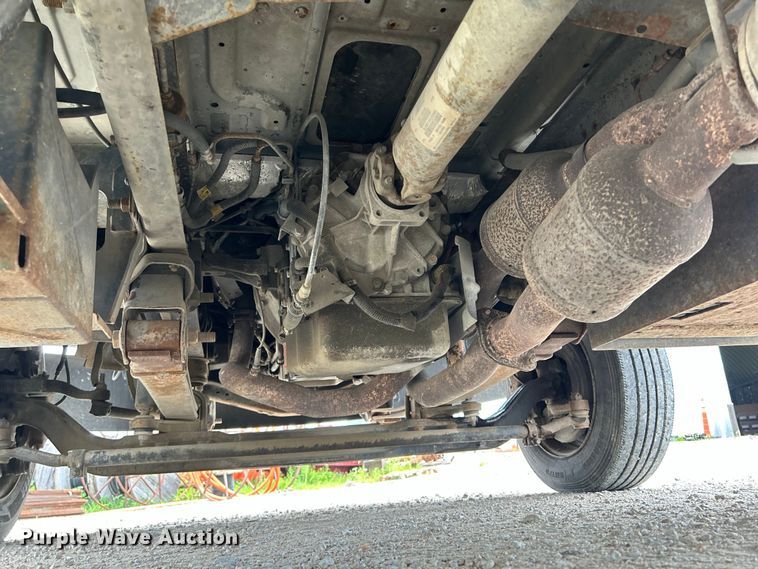 image for item NM9828 2005 Chevrolet C4500 bucket truck