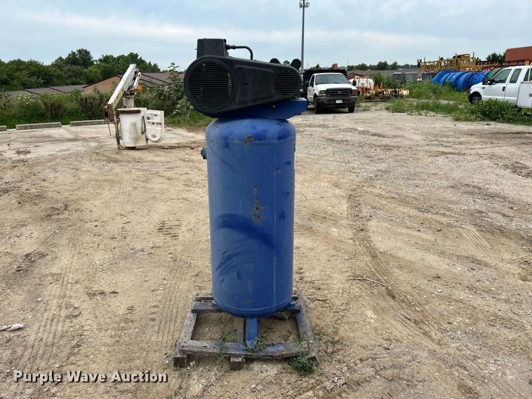 image for item NM9829 Hausfeld VT619503AJ air compressor