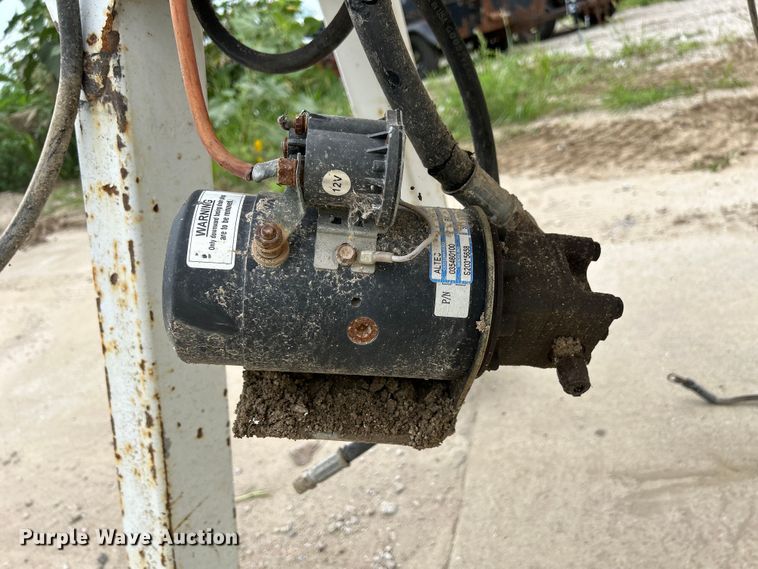 image for item NM9830 Altec 200A boom lift