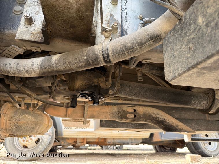 image for item YA2550 2017 Ford F750 Super Duty bucket truck