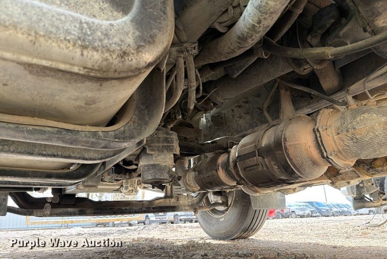 image for item YA2550 2017 Ford F750 Super Duty bucket truck