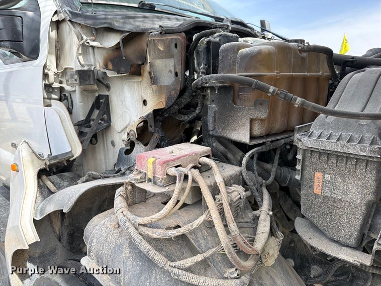 image for item YA2550 2017 Ford F750 Super Duty bucket truck