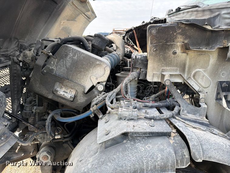 image for item YA2550 2017 Ford F750 Super Duty bucket truck