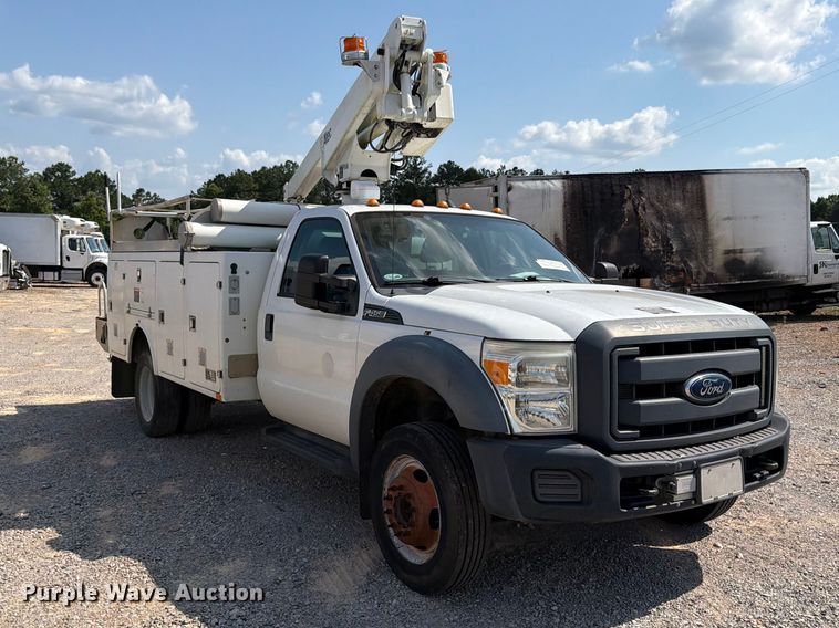 image for item YA3095 2013 Ford F450 Super Duty bucket truck