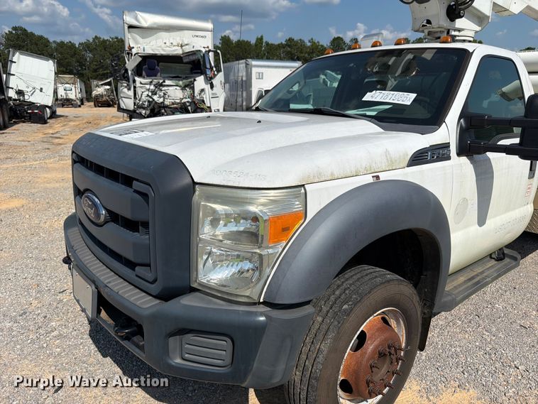 image for item YA3095 2013 Ford F450 Super Duty bucket truck