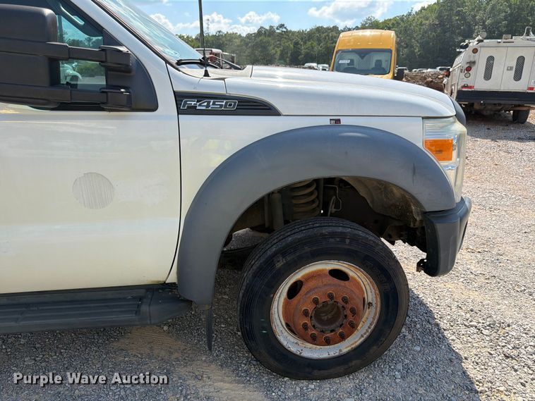 image for item YA3095 2013 Ford F450 Super Duty bucket truck