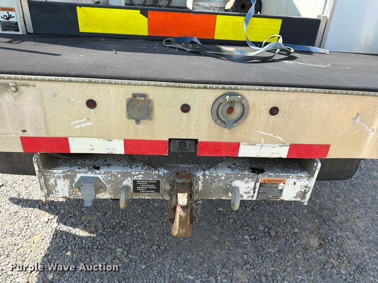 image for item YA3095 2013 Ford F450 Super Duty bucket truck