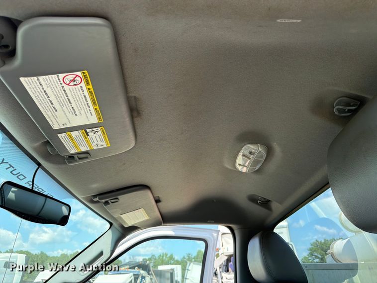 image for item YA3095 2013 Ford F450 Super Duty bucket truck