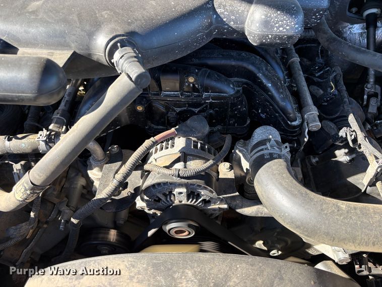 image for item YA3104 2017 Ford F450 Super Duty bucket truck