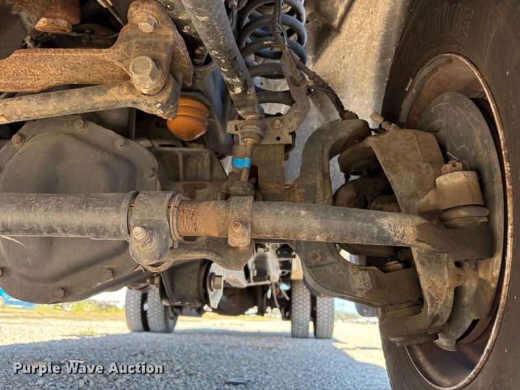 image for item YA3104 2017 Ford F450 Super Duty bucket truck