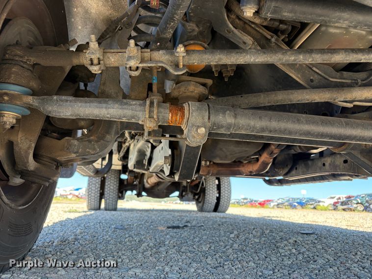 image for item YA3104 2017 Ford F450 Super Duty bucket truck