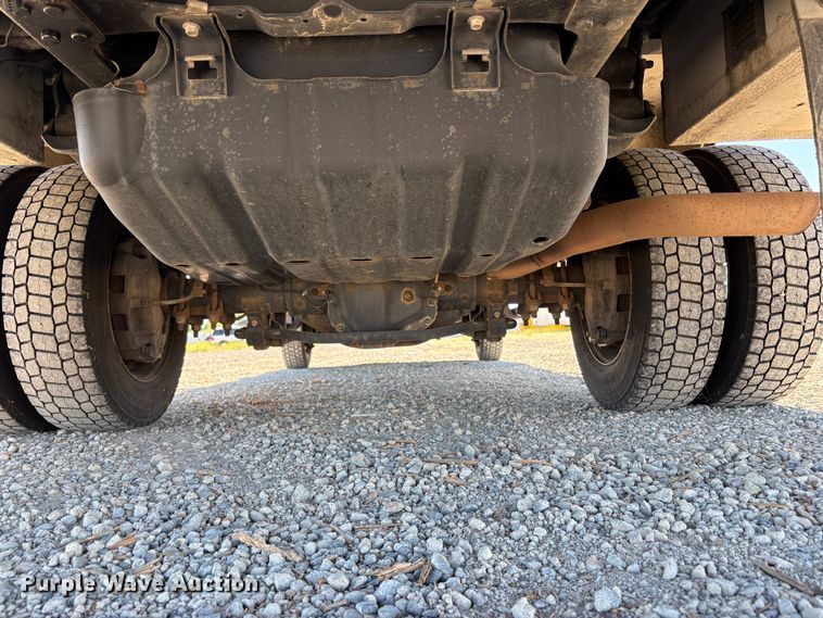 image for item YA3104 2017 Ford F450 Super Duty bucket truck