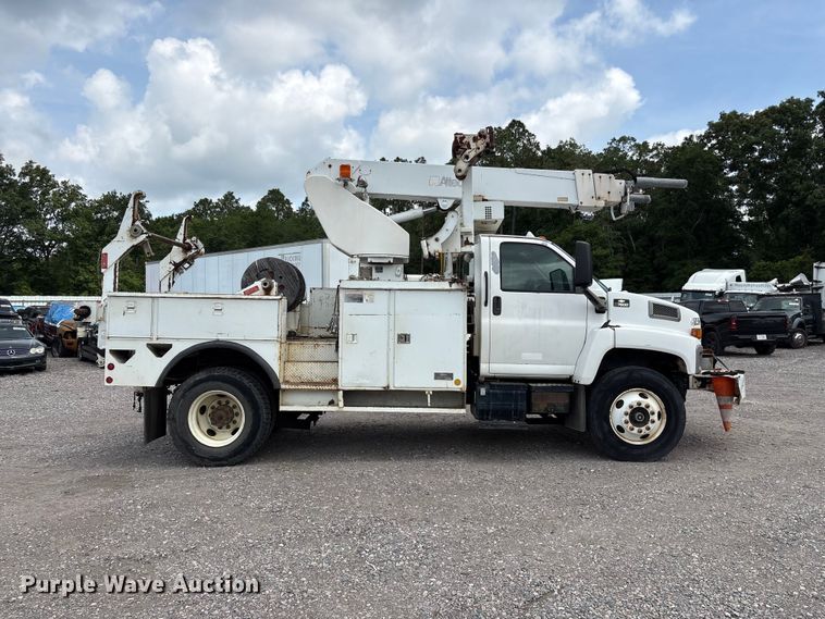 image for item YA3107 2006 Chevrolet C7500 cable placer bucket truck