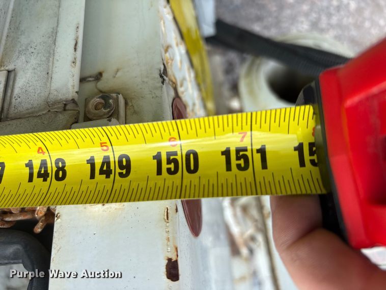 image for item YA3107 2006 Chevrolet C7500 cable placer bucket truck