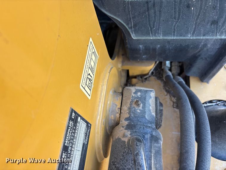 image for item YA3383 2019 Caterpillar 416F2 backhoe