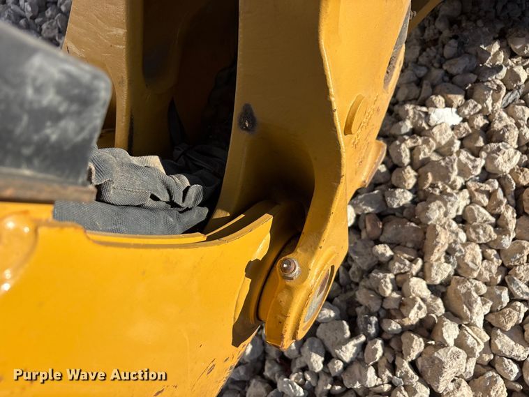 image for item YA3383 2019 Caterpillar 416F2 backhoe