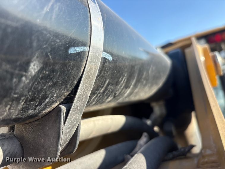 image for item YA3383 2019 Caterpillar 416F2 backhoe