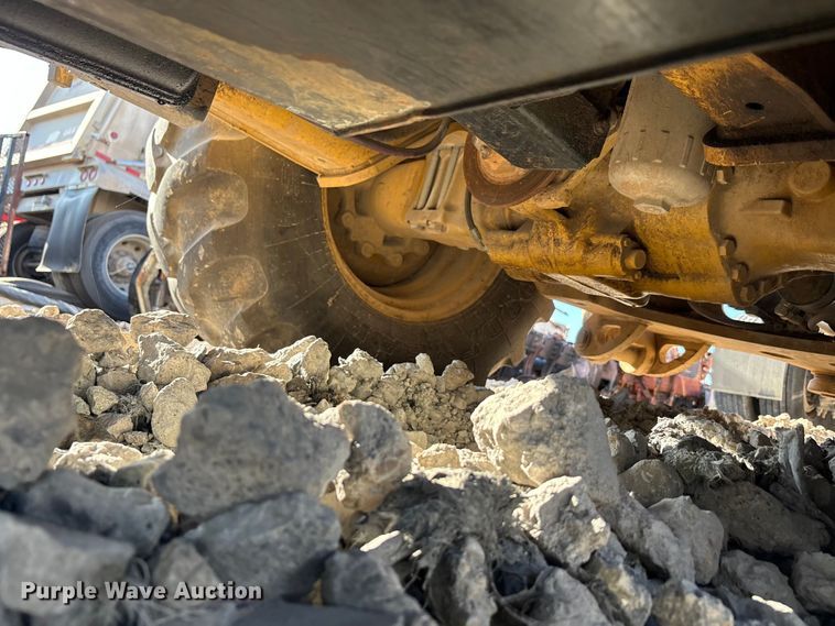 image for item YA3383 2019 Caterpillar 416F2 backhoe