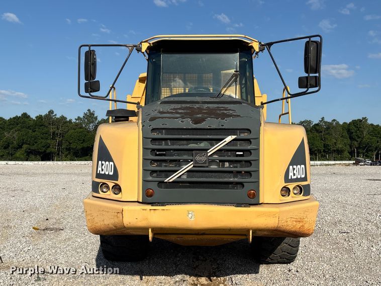image for item YA3422 2003 Volvo A30D articulated haul truck