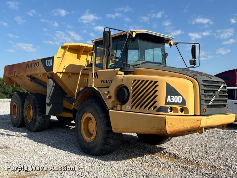 image for item YA3422 2003 Volvo A30D articulated haul truck