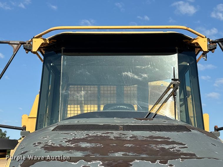image for item YA3422 2003 Volvo A30D articulated haul truck