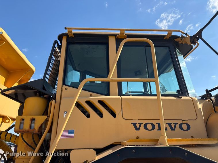 image for item YA3422 2003 Volvo A30D articulated haul truck