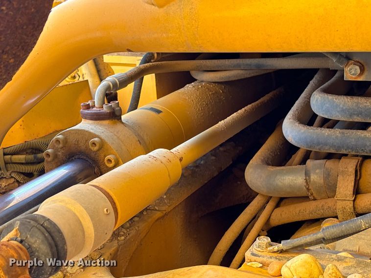 image for item YA3422 2003 Volvo A30D articulated haul truck